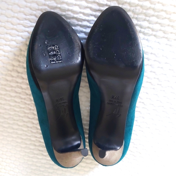 Giuseppe Zanotti Suede Platform Pumps - Picture 9 of 15